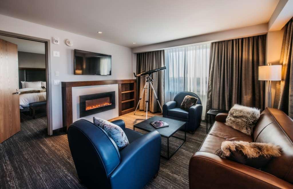 The Explorer Hotel Yellowknife Eksteriør bilde